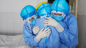 41 Grand témoin à énergie positive. Revivre après 7 semaines de coma. Joelle Fichter, restauratrice, double survivante du COVID.-image